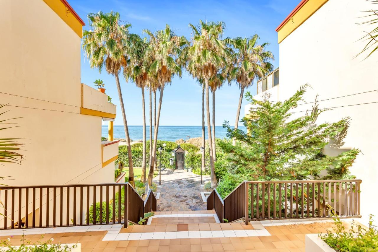 Super2Beachfront 마르베야 외부 사진
