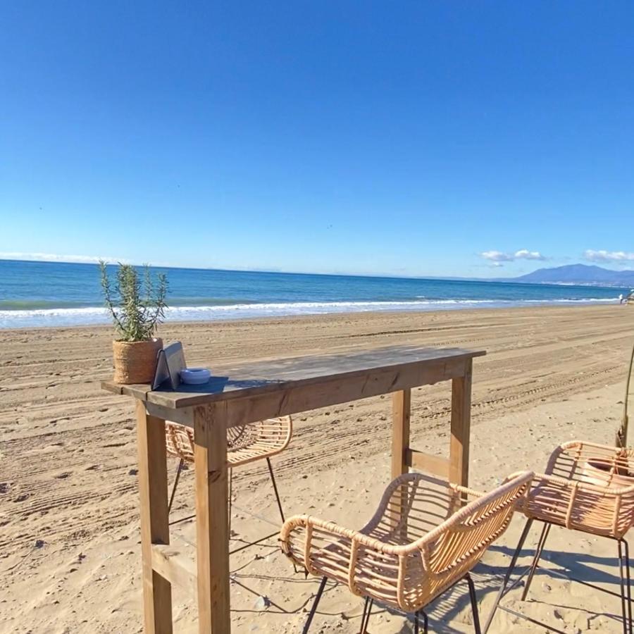 Super2Beachfront 마르베야 외부 사진